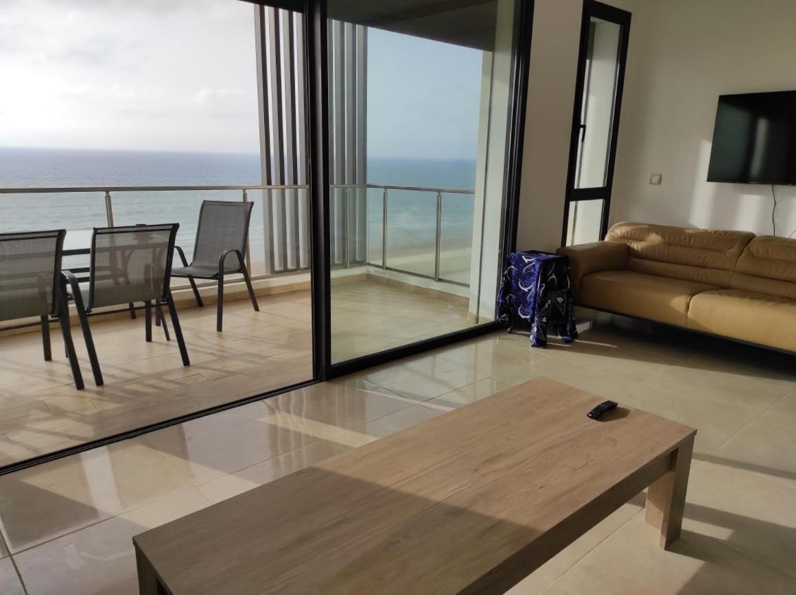 Bel Appartement A Plage Des Nation Sale Exterior photo